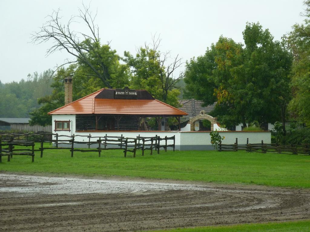 Walter Ranch Villa Kaskantyu Exterior foto