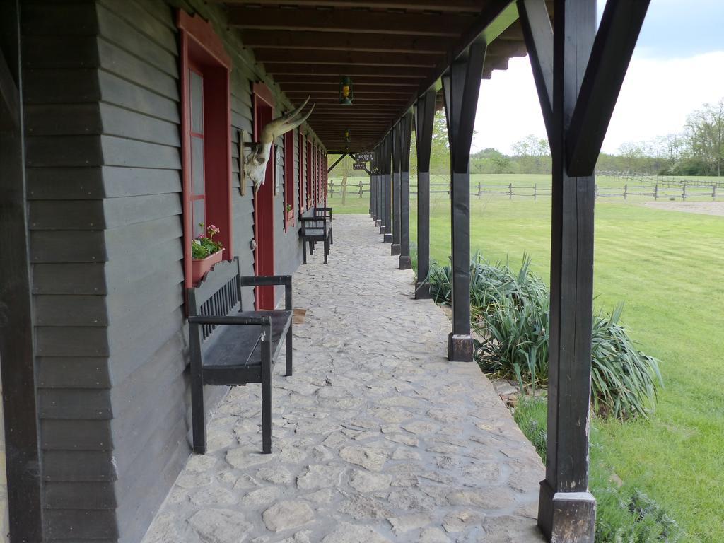 Walter Ranch Villa Kaskantyu Exterior foto