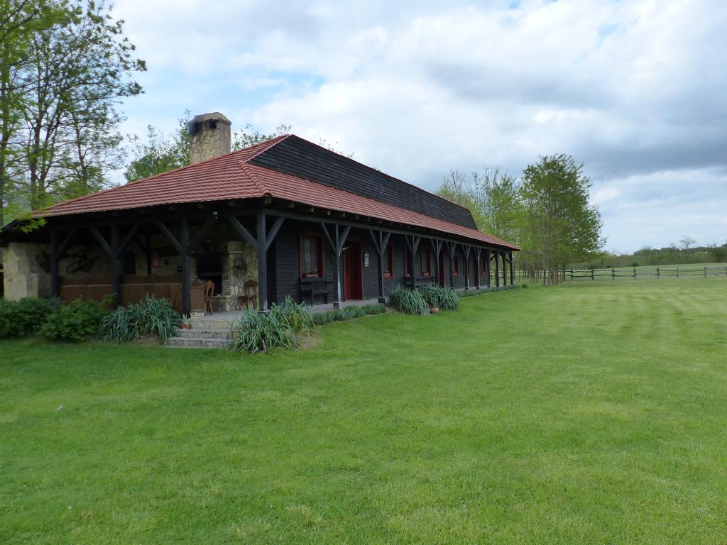 Walter Ranch Villa Kaskantyu Exterior foto